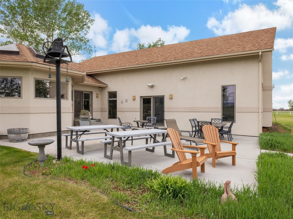 2501 E Cameron Bridge Road, Bozeman MT 59718