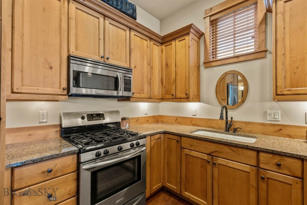 2516 Weeping Rock Lane, Bozeman MT 59715