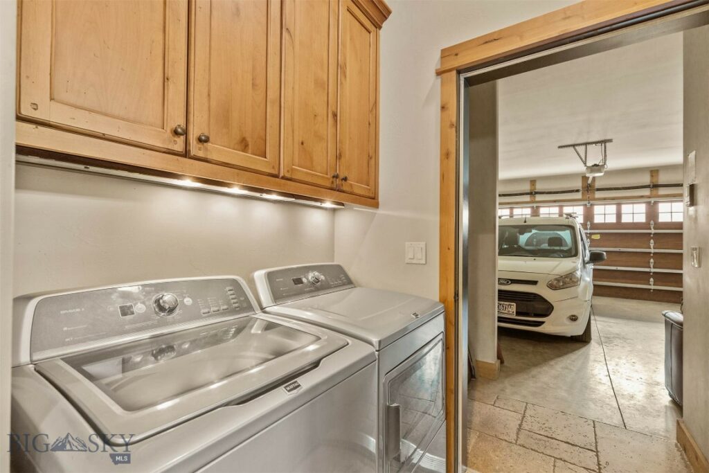 2516 Weeping Rock Lane, Bozeman MT 59715