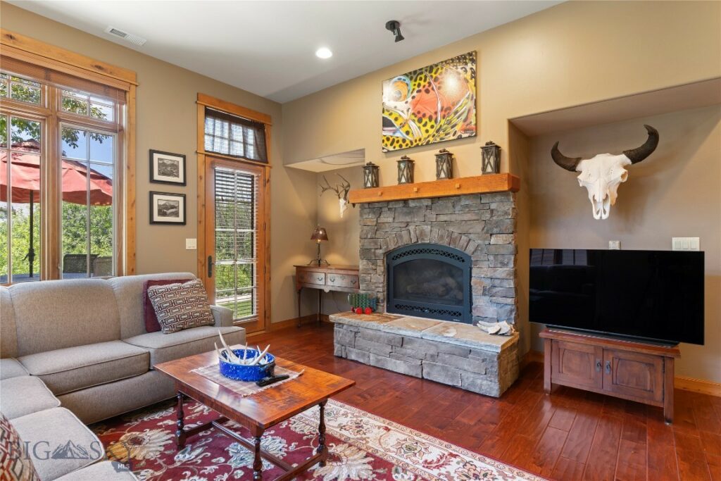 2525 Weeping Rock Lane, Bozeman MT 59715