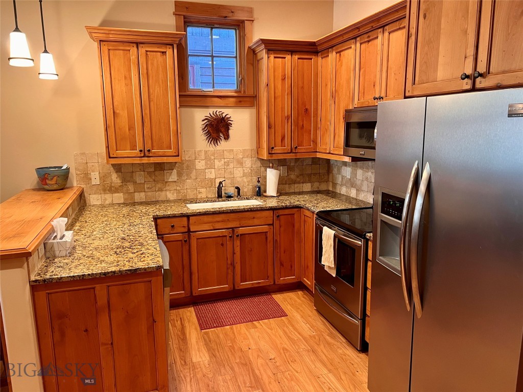 2556 Weeping Rock, Bozeman MT 59715