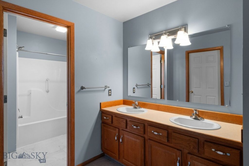 256 Bison Trail, Bozeman MT 59718
