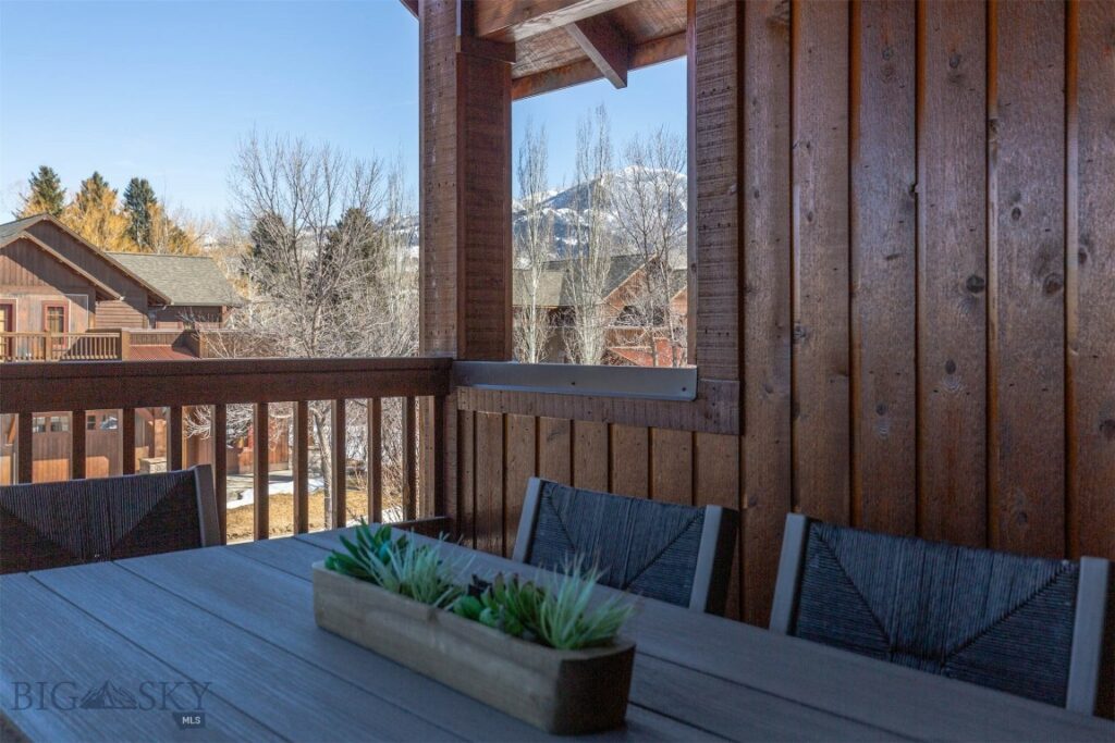 2599 Weeping Rock Lane, Bozeman MT 59715