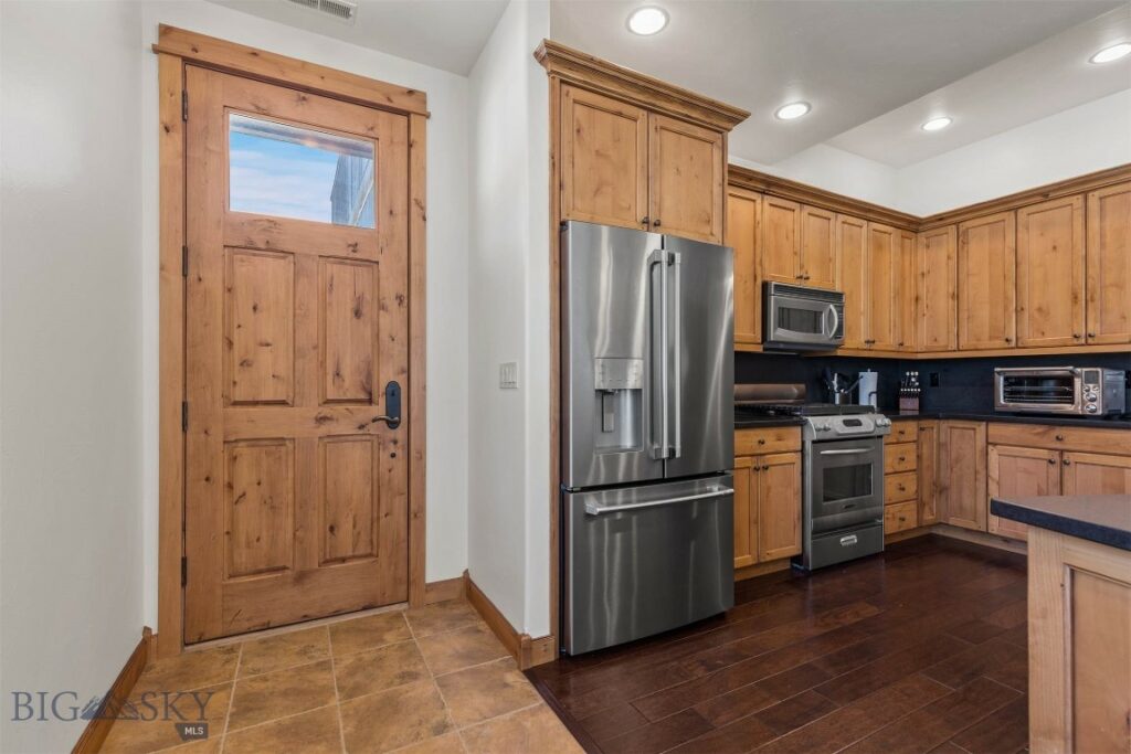 2599 Weeping Rock Lane, Bozeman MT 59715