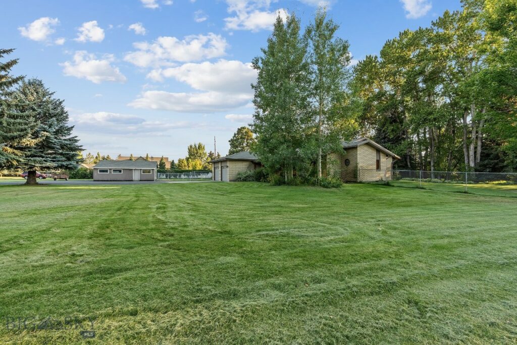 26 Big Chief Trail, Bozeman MT 59718