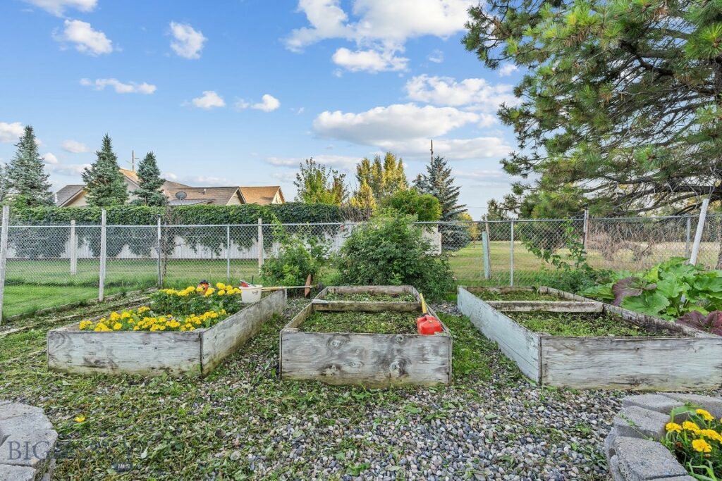 26 Big Chief Trail, Bozeman MT 59718