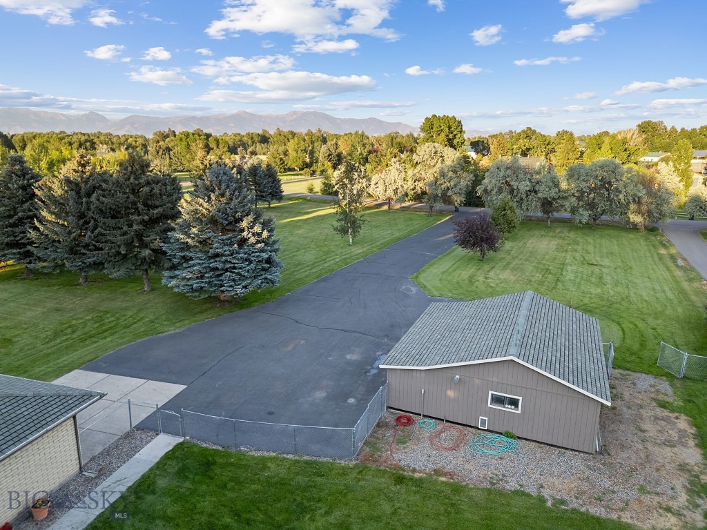 26 Big Chief Trail, Bozeman MT 59718