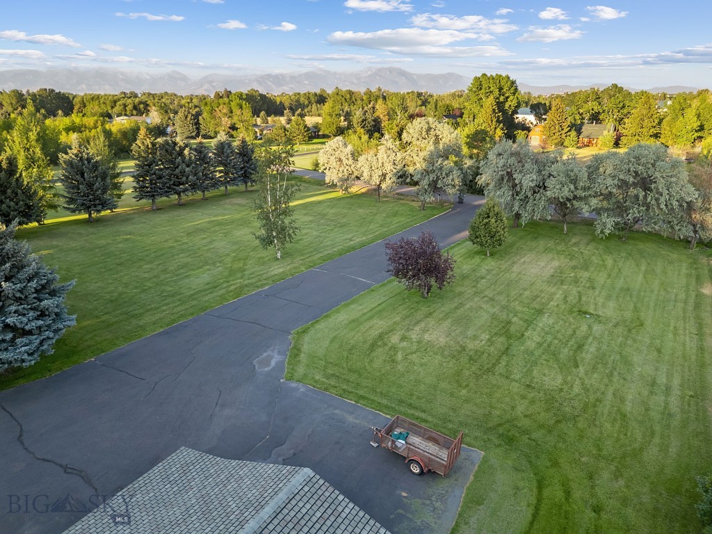 26 Big Chief Trail, Bozeman MT 59718