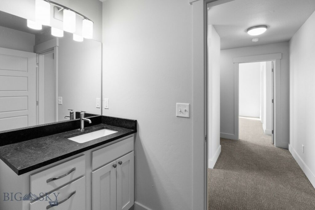 26 Horseshoe Loop, Bozeman MT 59718