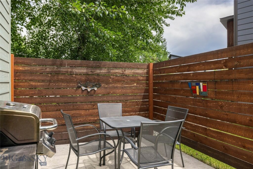 26 Locomotive Loop, Bozeman MT 59718