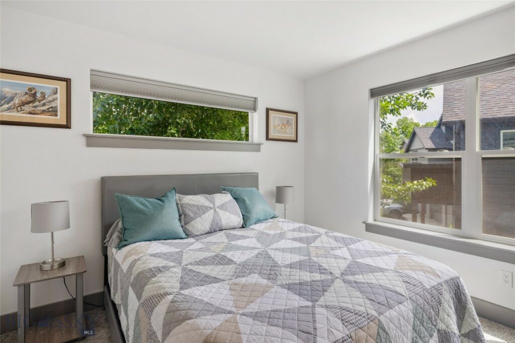 26 Locomotive Loop, Bozeman MT 59718