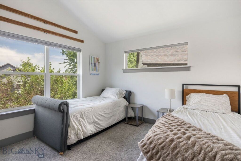 26 Locomotive Loop, Bozeman MT 59718