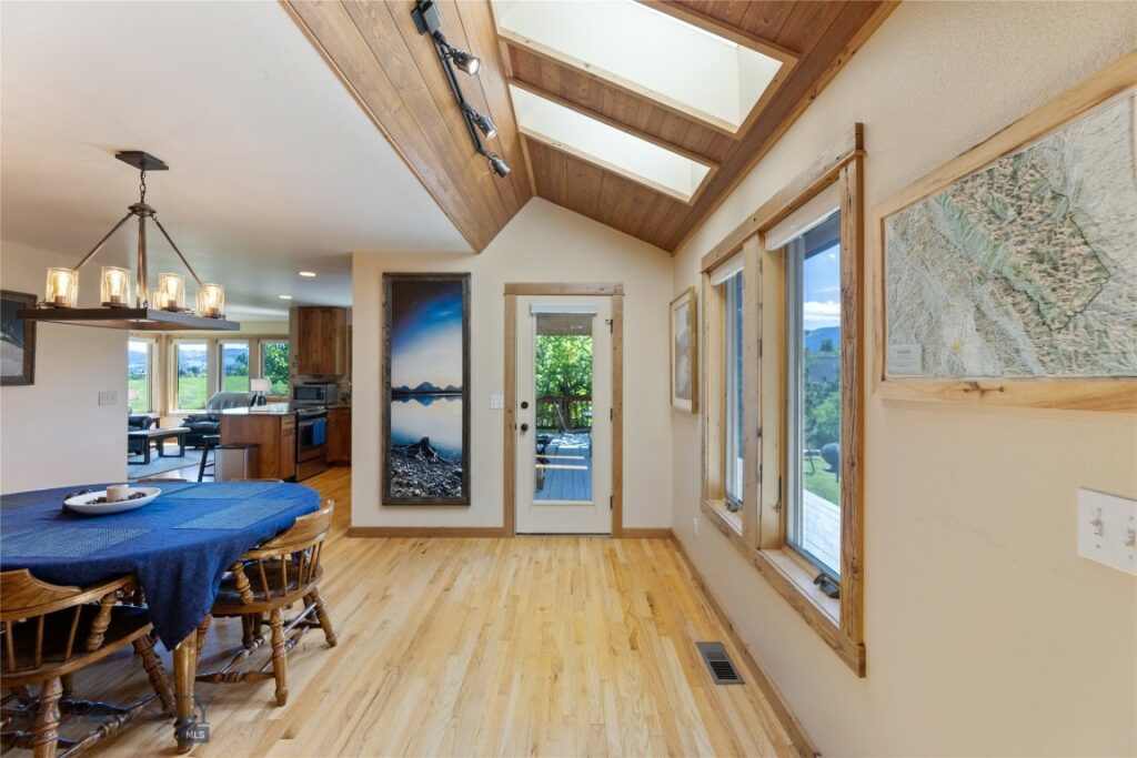 260 Painted Hills Road, Bozeman MT 59715