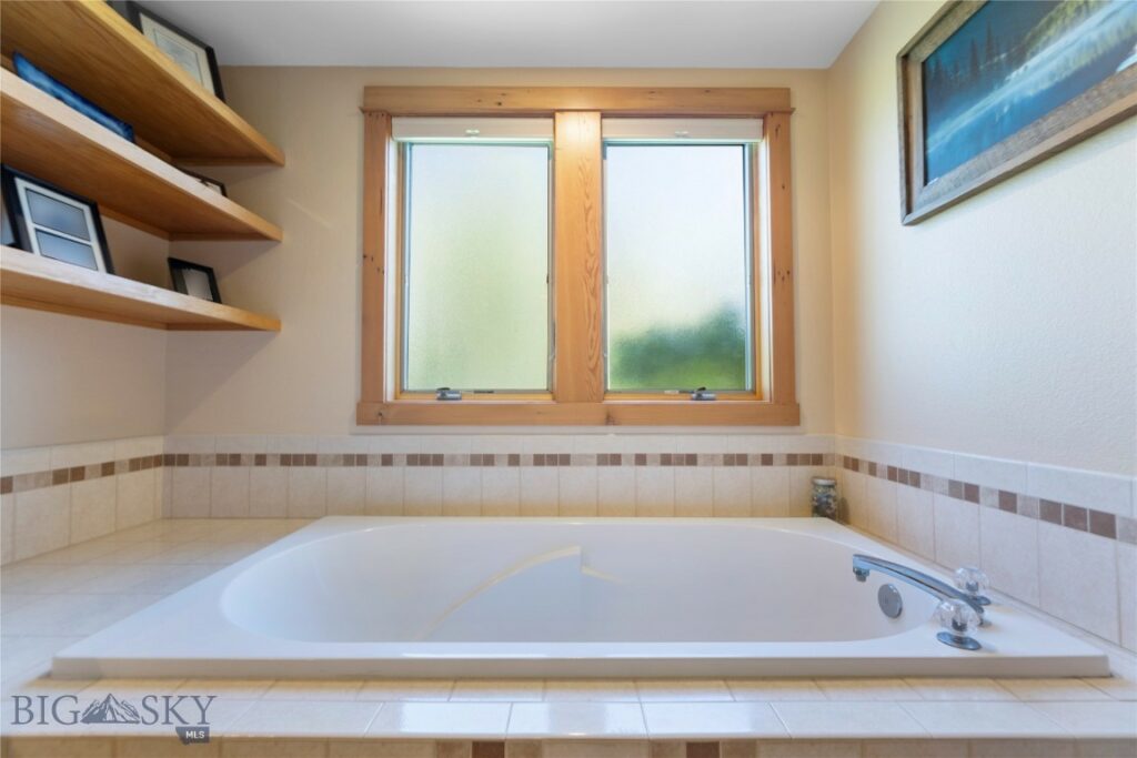 260 Painted Hills Road, Bozeman MT 59715