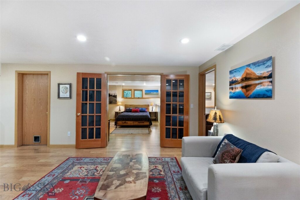 260 Painted Hills Road, Bozeman MT 59715