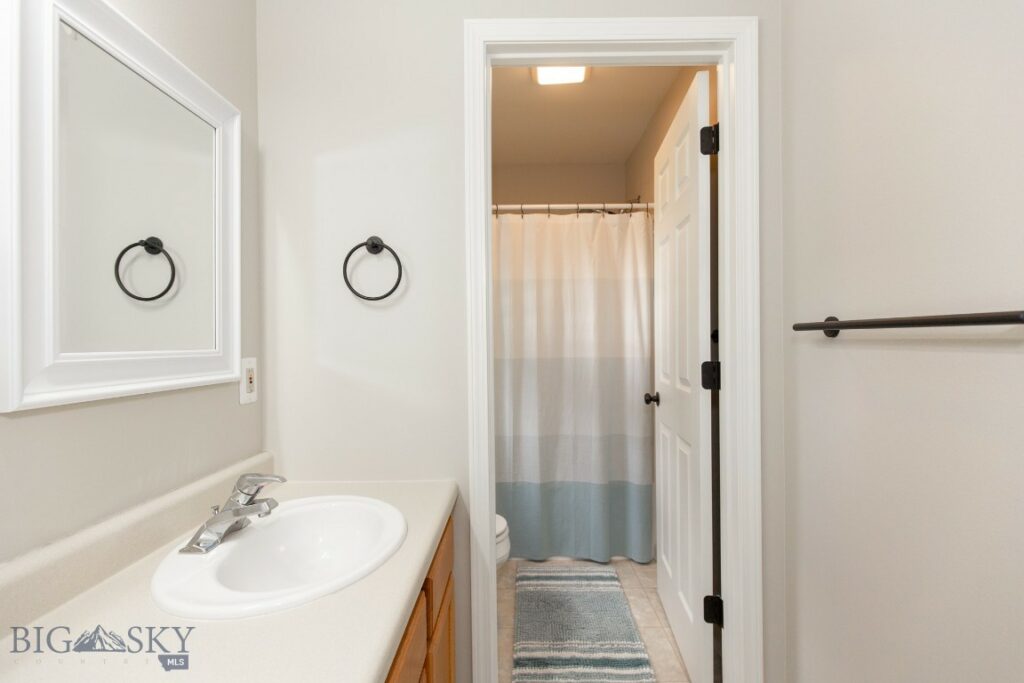 28 American Eagle Drive, Bozeman MT 59718