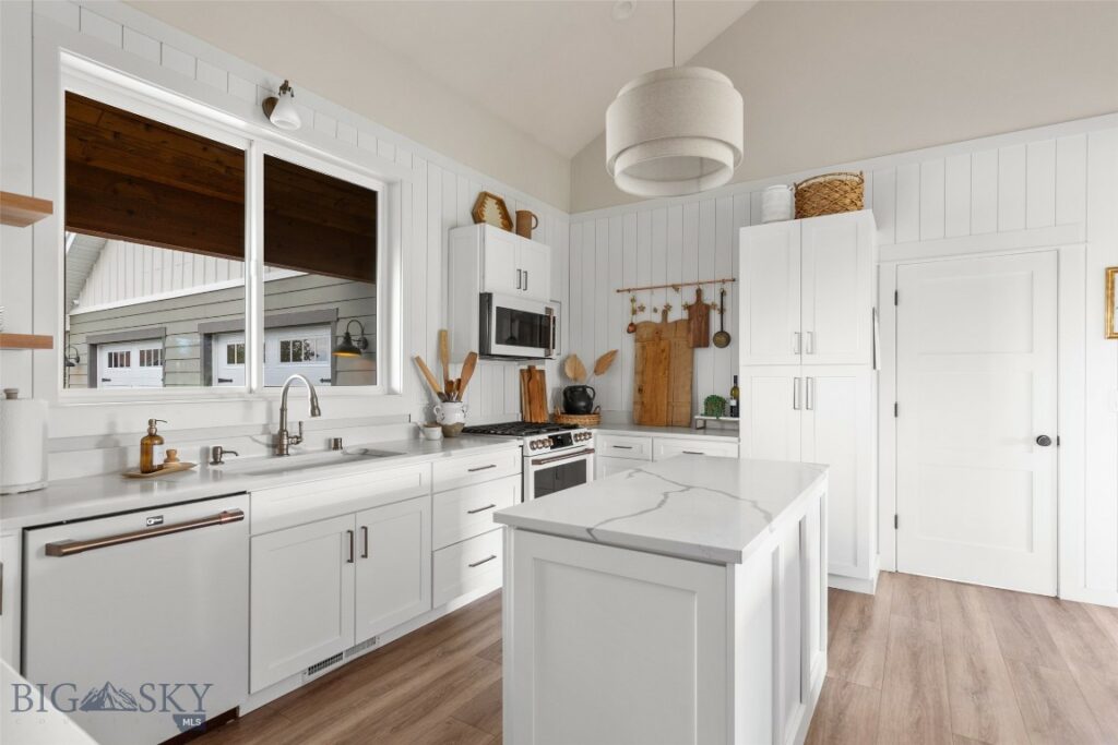 28 Rodeo Court, Bozeman MT 59718