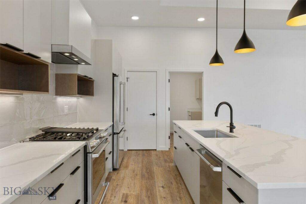 2806 S 30th Avenue, Bozeman MT 59718