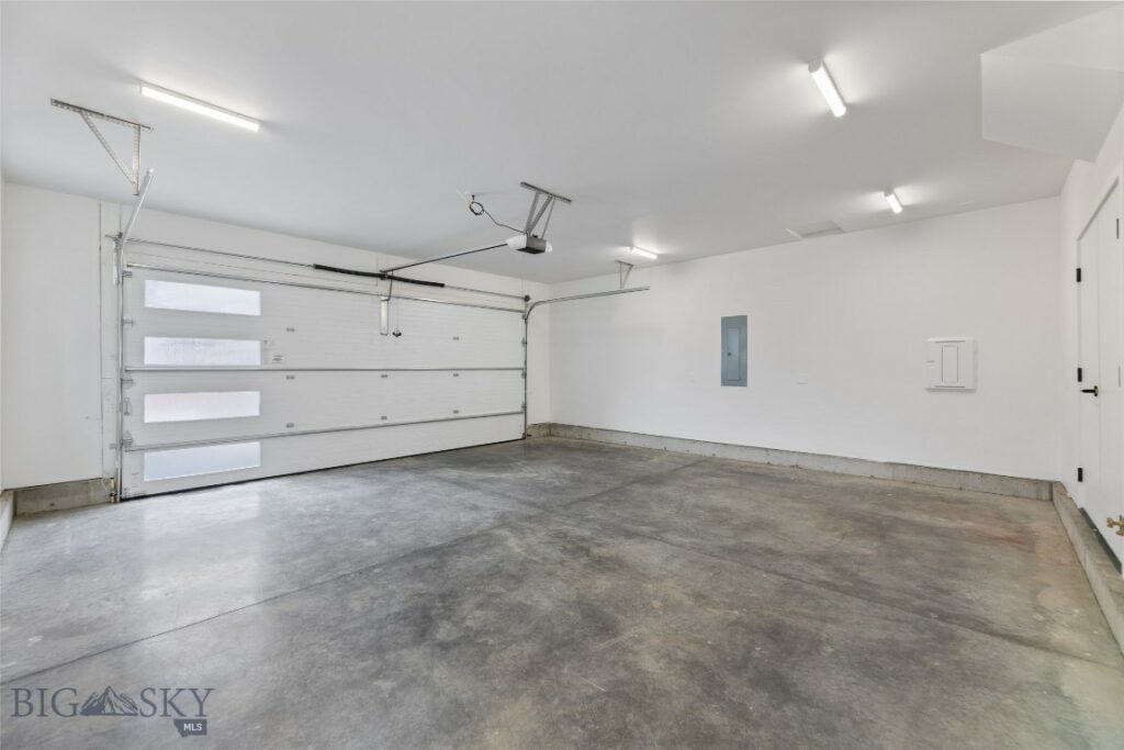 2806 S 30th Avenue, Bozeman MT 59718