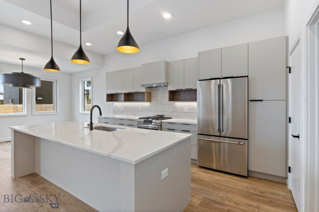 2806 S 30th Avenue, Bozeman MT 59718