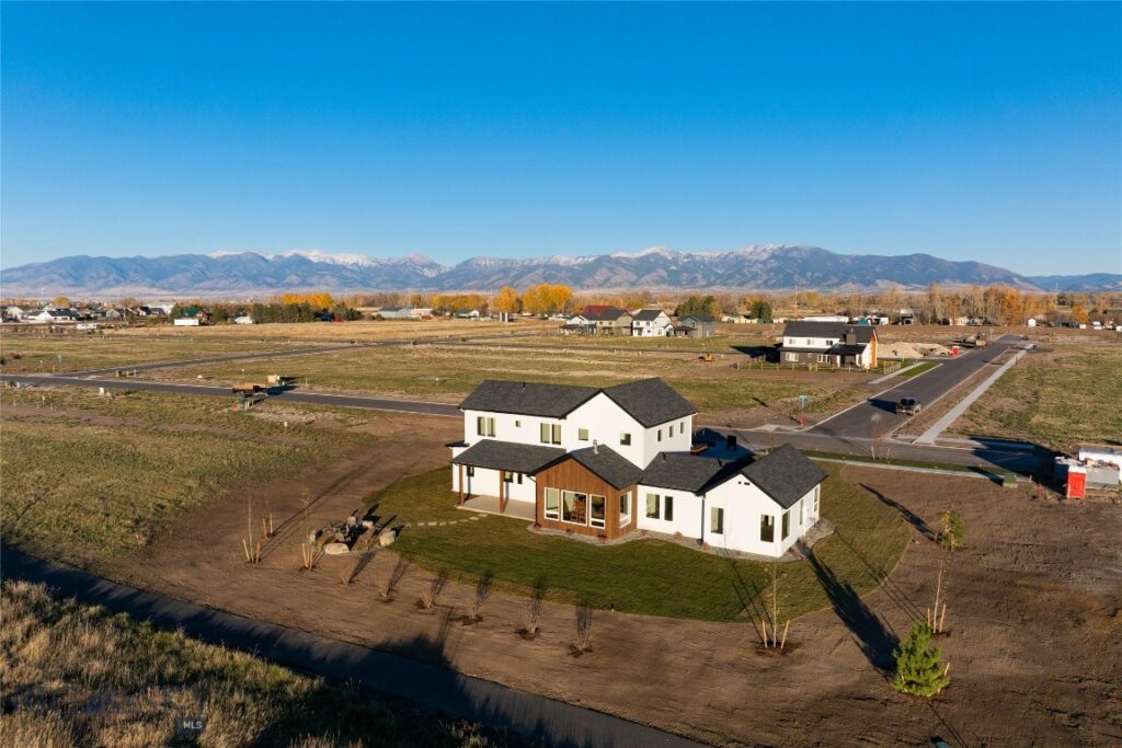 281 Crossbill Road, Bozeman MT 59718