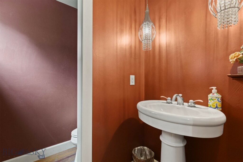 284 Annie Glade, Bozeman MT 59718