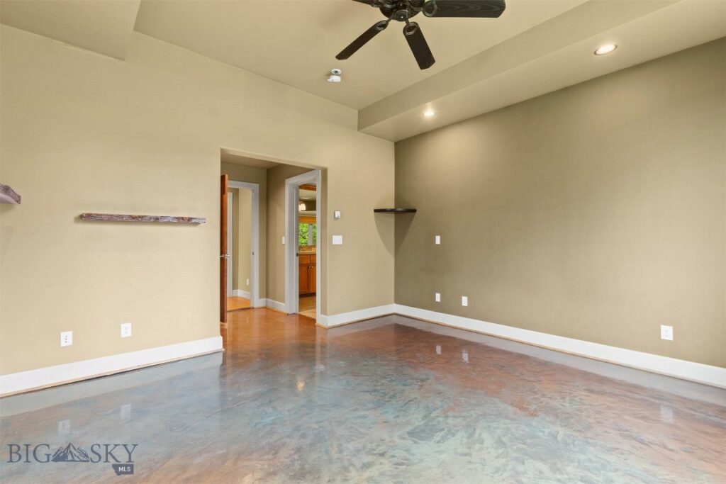 284 Annie Glade, Bozeman MT 59718