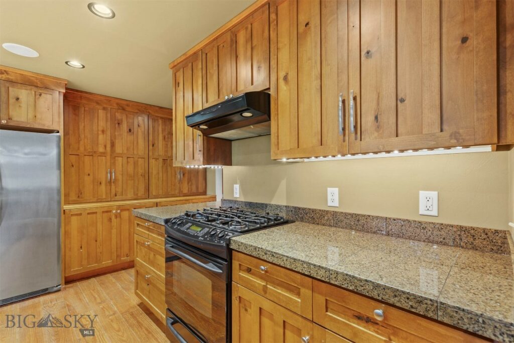 284 Annie Glade, Bozeman MT 59718