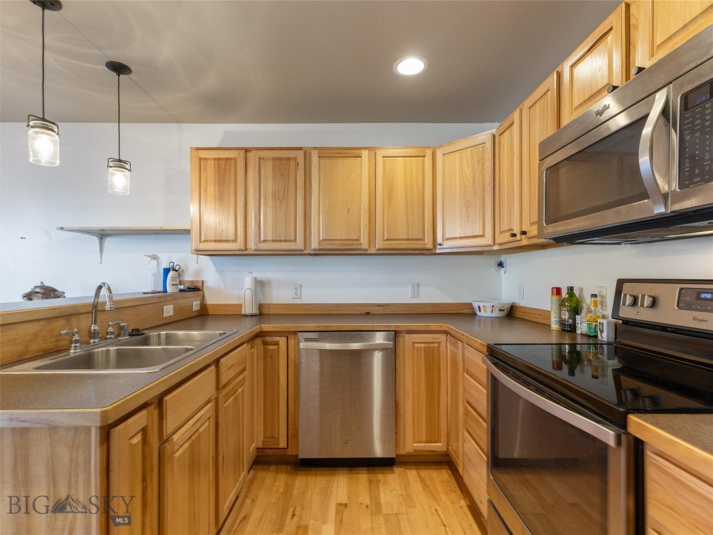 2845 N 27th Avenue, Bozeman MT 59718