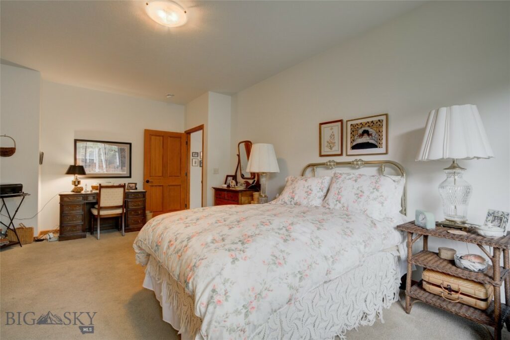 288 S Hanley Avenue, Bozeman MT 59718