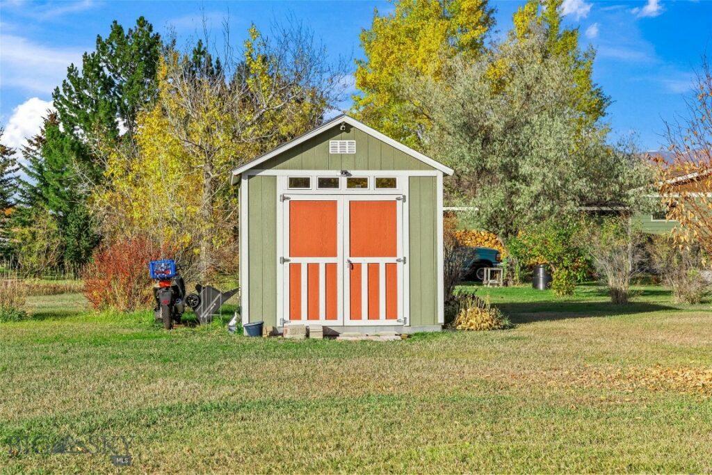 29 Border Lane, Bozeman MT 59718