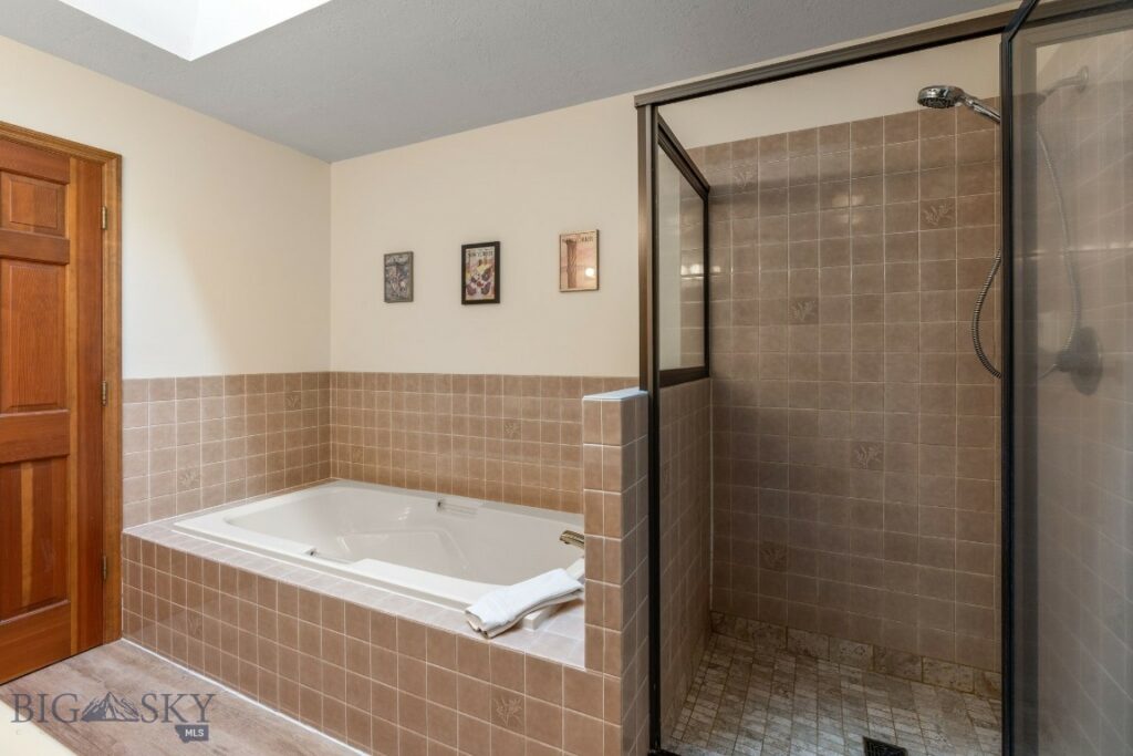 29 Hoffman Drive, Bozeman MT 59715