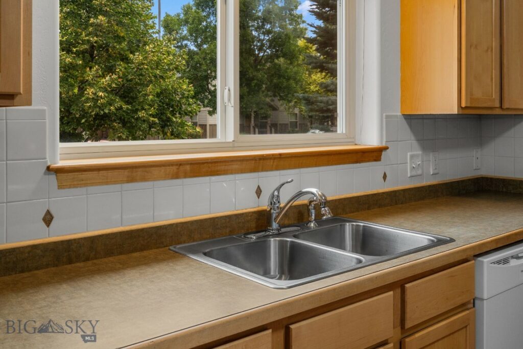 2948 Warbler Way, Bozeman MT 59718