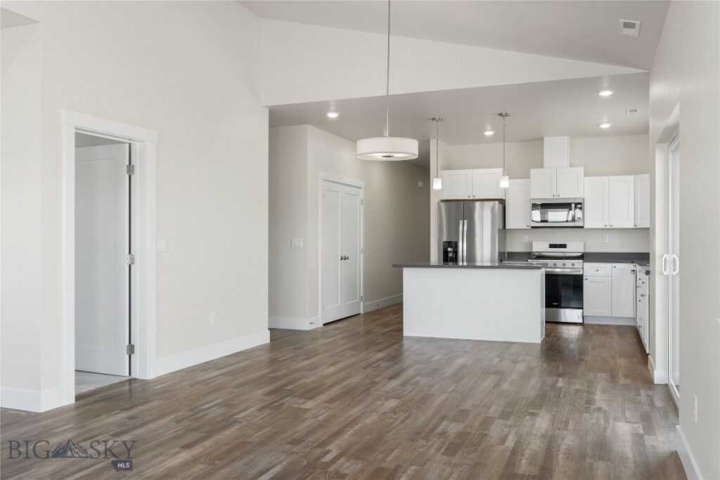 30 Westgate Ave, Bozeman MT 59718