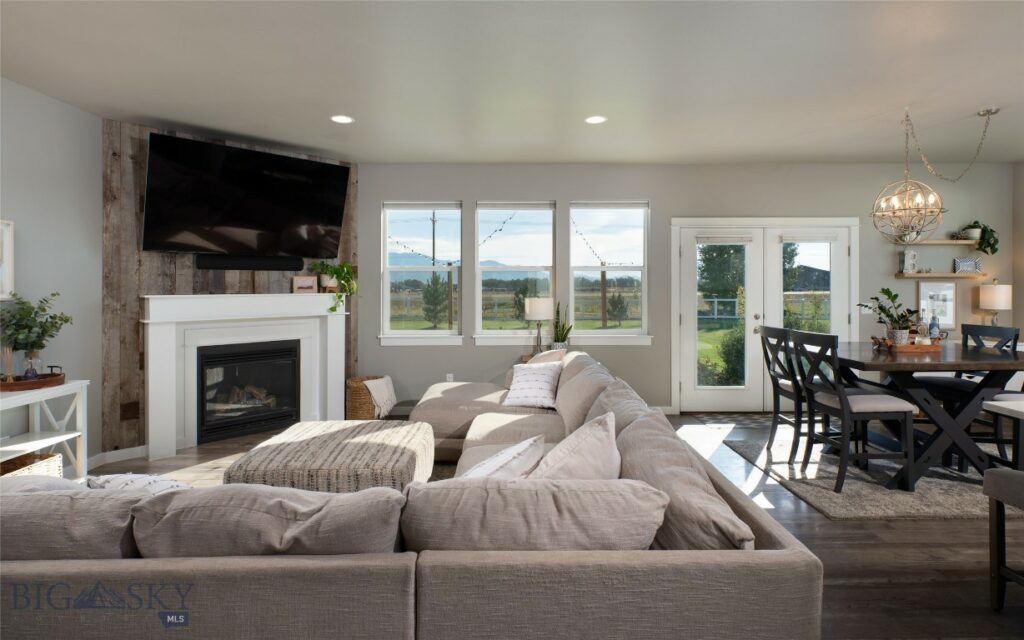 300 Stewart Loop, Bozeman MT 59718