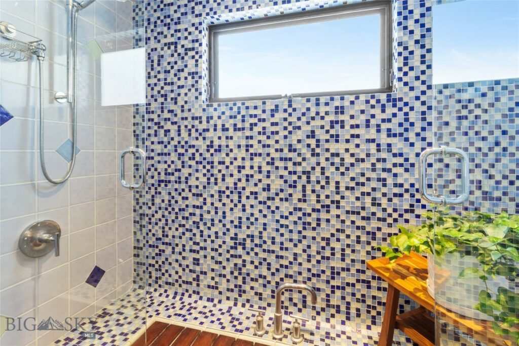 301 N Black, Bozeman MT 59715