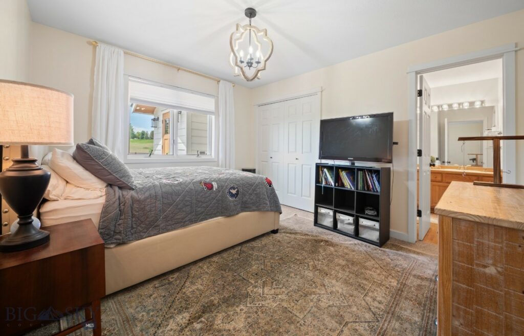 3015 Branding Iron Road, Bozeman MT 59715