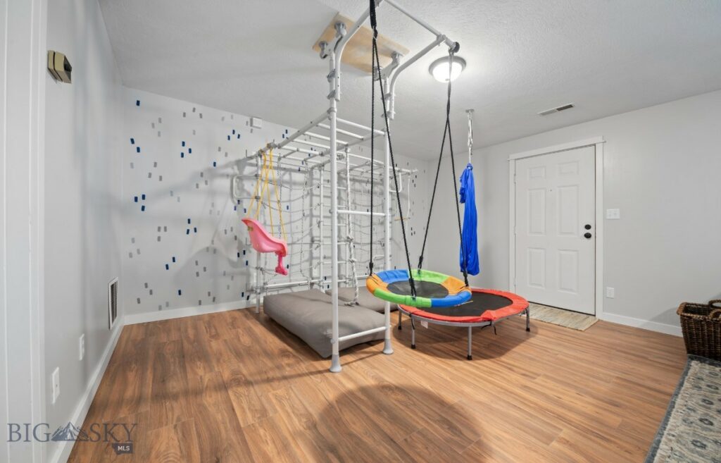3015 Branding Iron Road, Bozeman MT 59715
