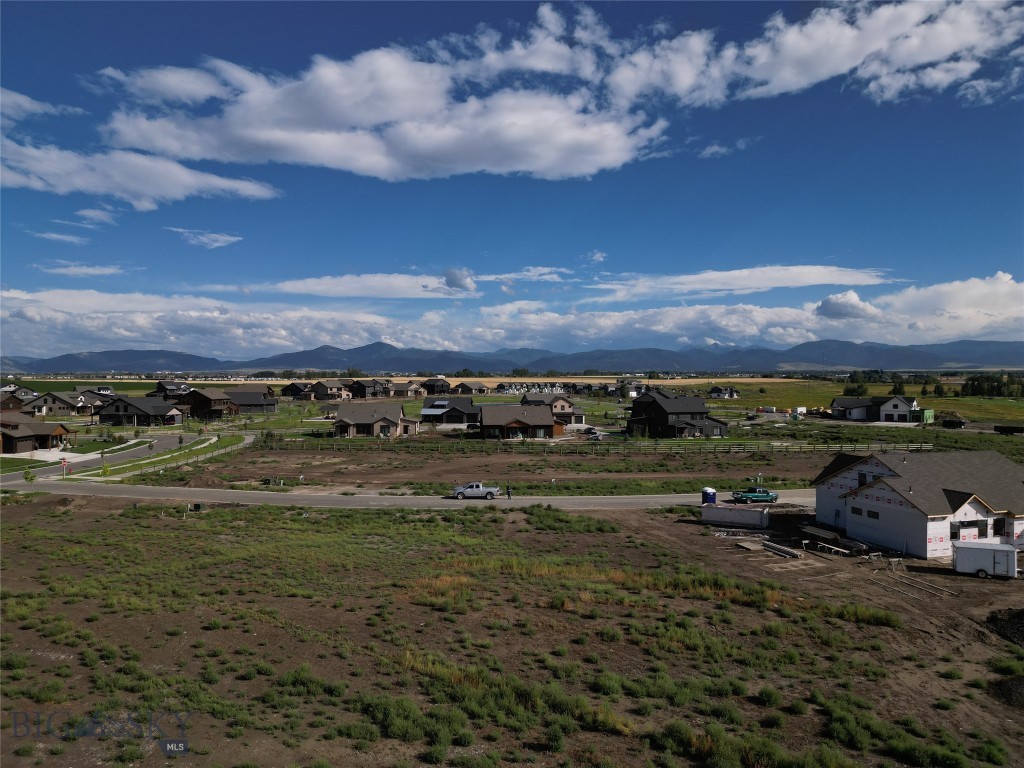 302 Swayback Lane, Bozeman MT 59718