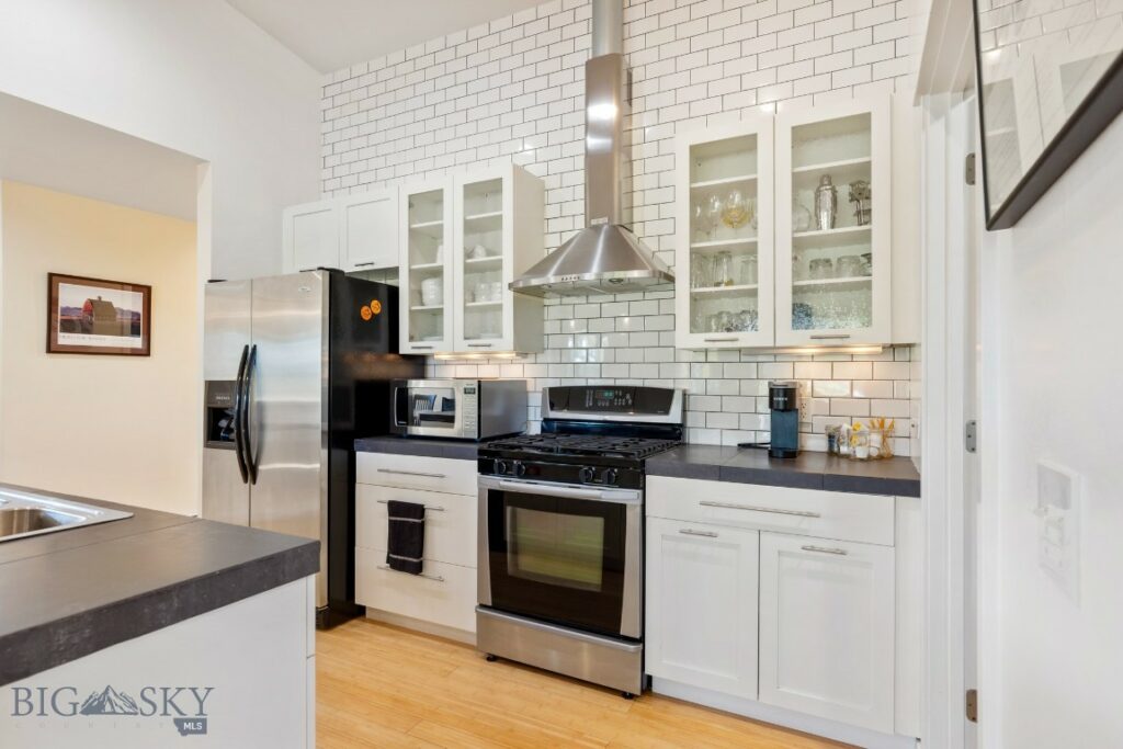 3020 Sun Dew, Bozeman MT 59718