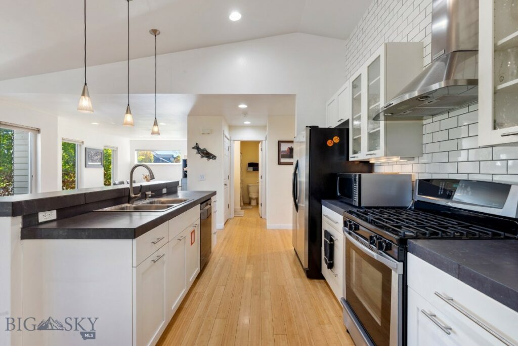 3020 Sun Dew, Bozeman MT 59718