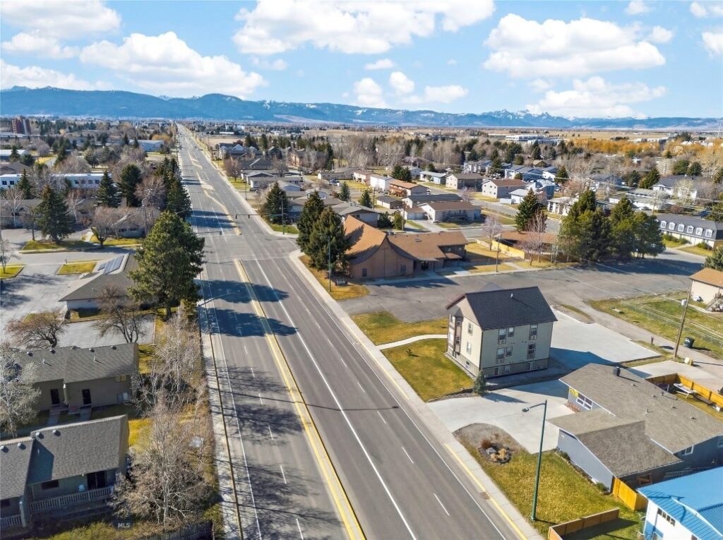 303 S 19th Avenue, Bozeman MT 59718