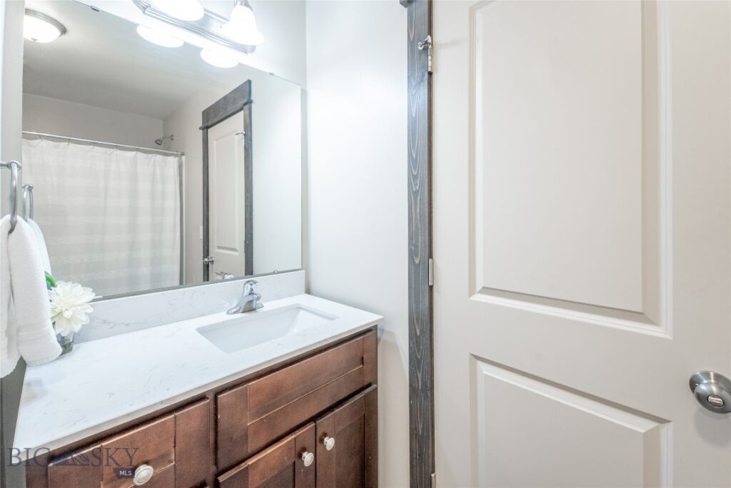 303 S 19th Avenue, Bozeman MT 59718