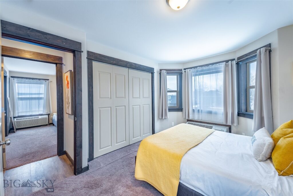 303 S 19th Avenue, Bozeman MT 59718