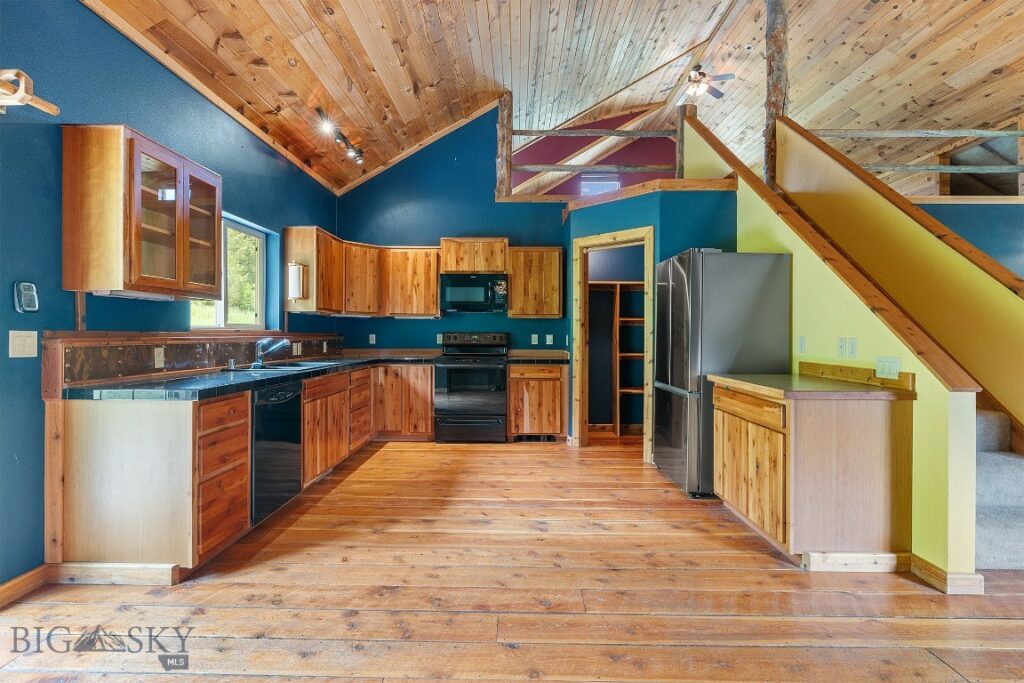 3030 Woodchuck Road, Bozeman MT 59715