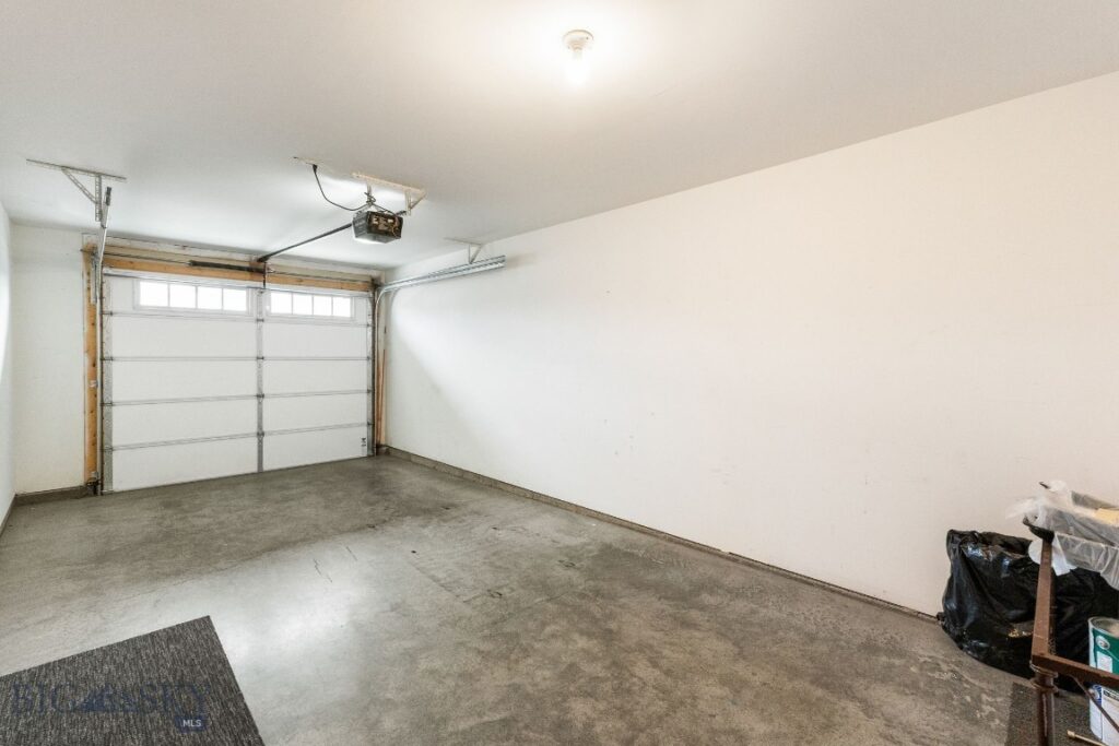 3035 Breeze Lane, Bozeman MT 59718