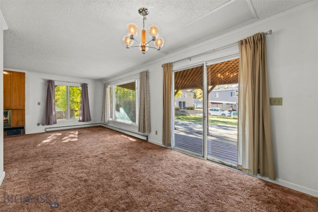 305 S 14th Avenue, Bozeman MT 59715