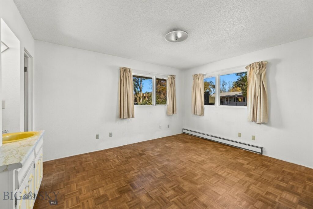 305 S 14th Avenue, Bozeman MT 59715