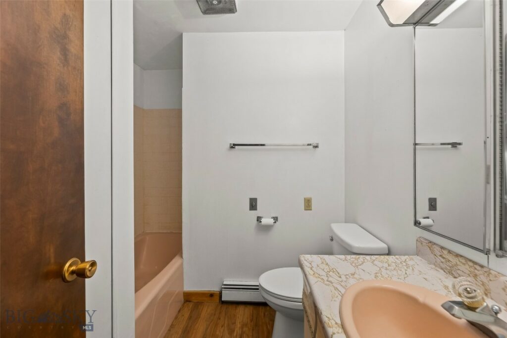 305 S 14th Avenue, Bozeman MT 59715