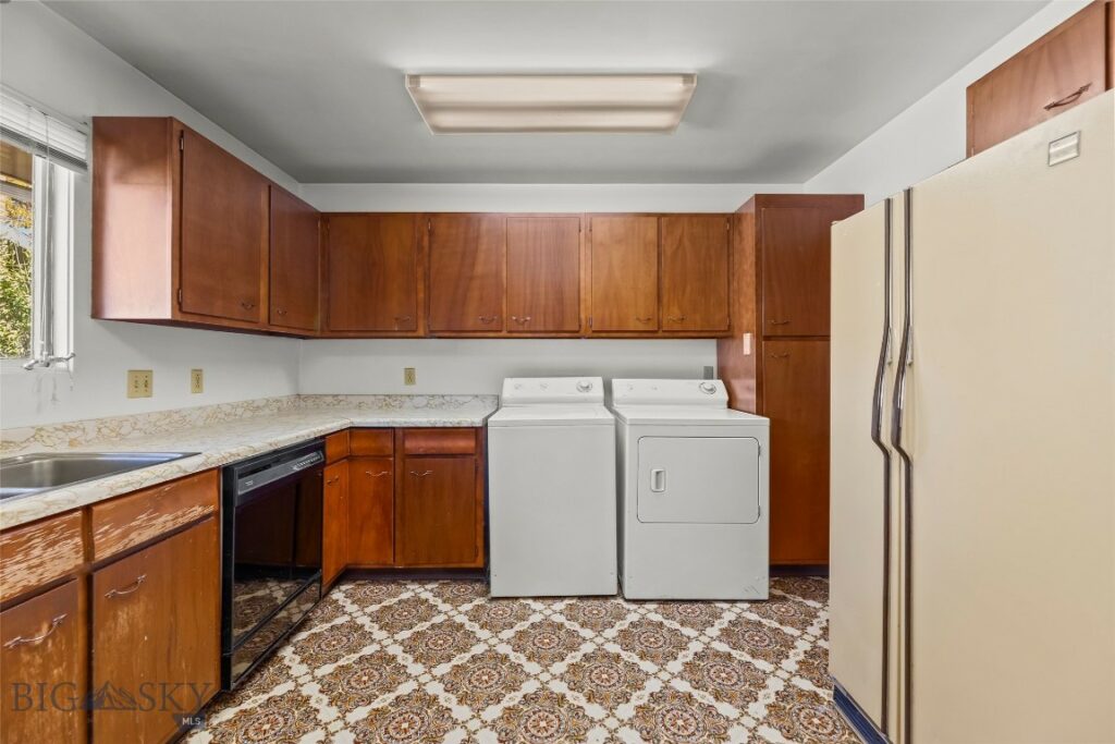 305 S 14th Avenue, Bozeman MT 59715